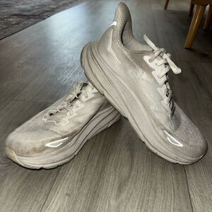 Hoka Women's Cliftons